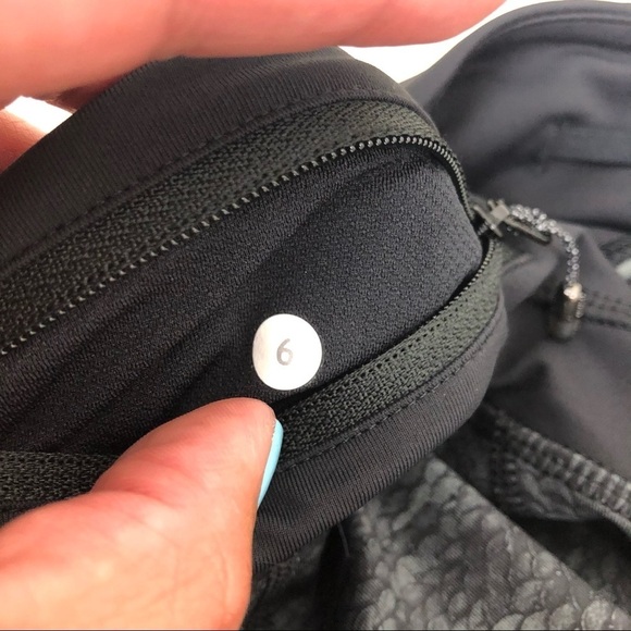 Lululemon Run inspire cropped snake scale leggings - Picture 11 of 11